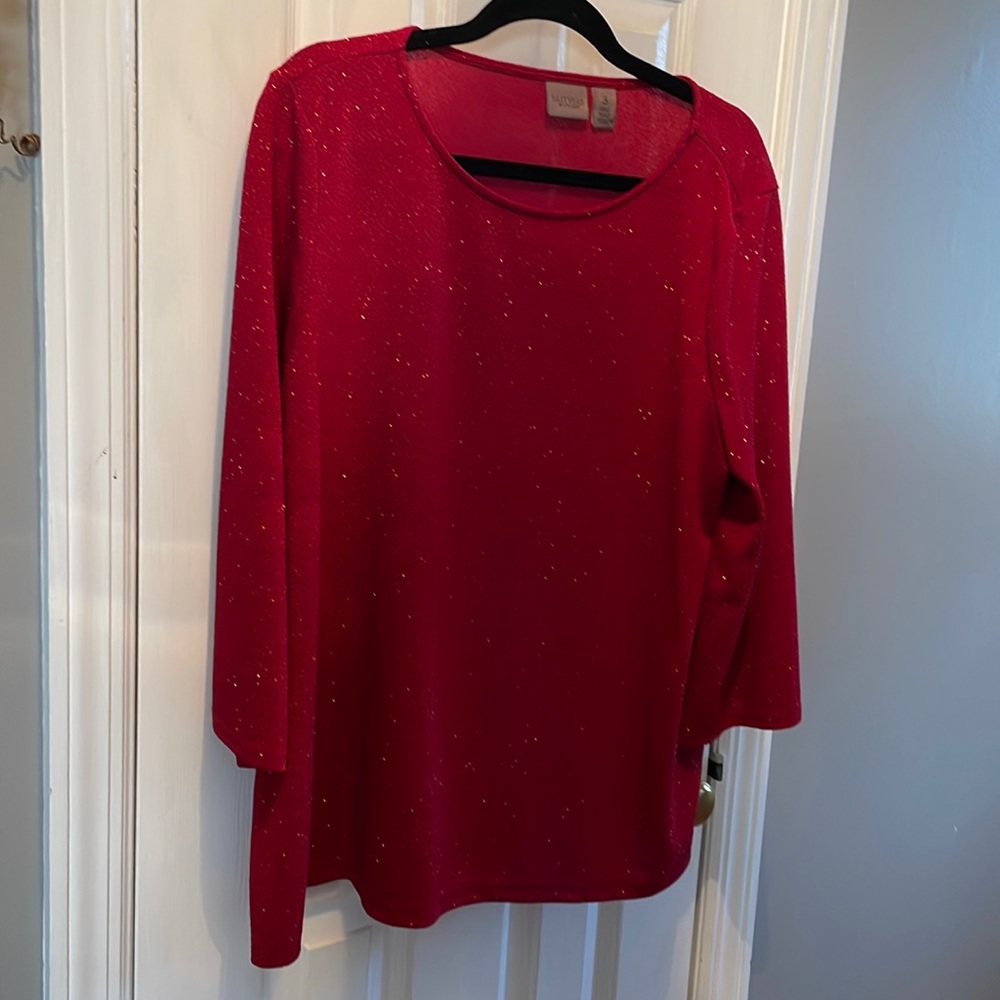 Sparkly red top, 3/4 sleeve, full cut Chicos size3 (XL)